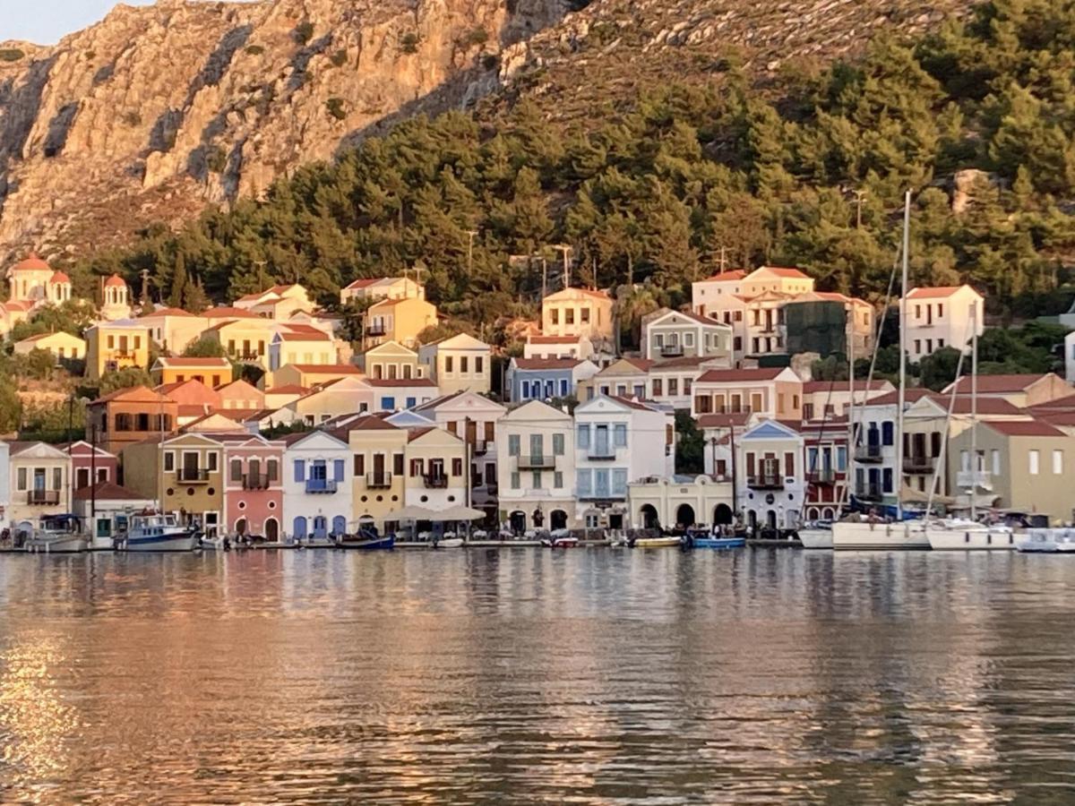 Chroma Kastellorizo Villa Megisti Luaran gambar